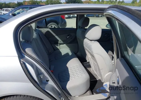 2004 Chevrolet Malibu Ls from USA, damaged, VIN 1G1ZT52884F175414